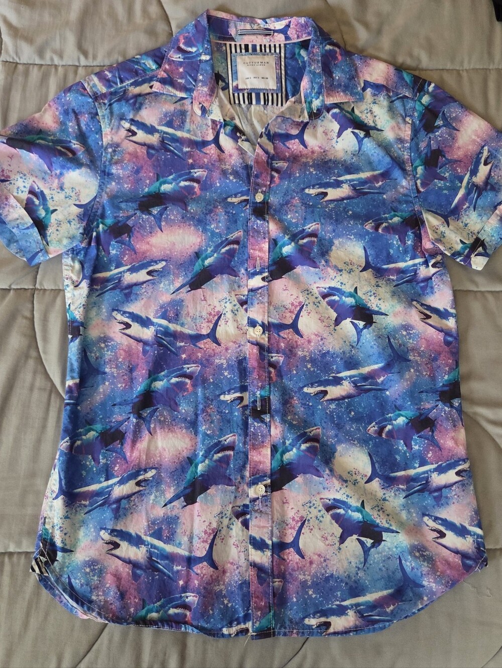 🔷️ Ricky Singh Abstract Print Button-Up Shirt - Blue Purple Pink Men's Small